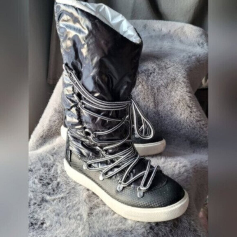 O'NEILL Shiny Puff Lace Up Winter Boots Sz 7.5